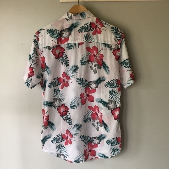 SOUL Star floral patterned light short sleeve cotton button down - Picture 5 of 7